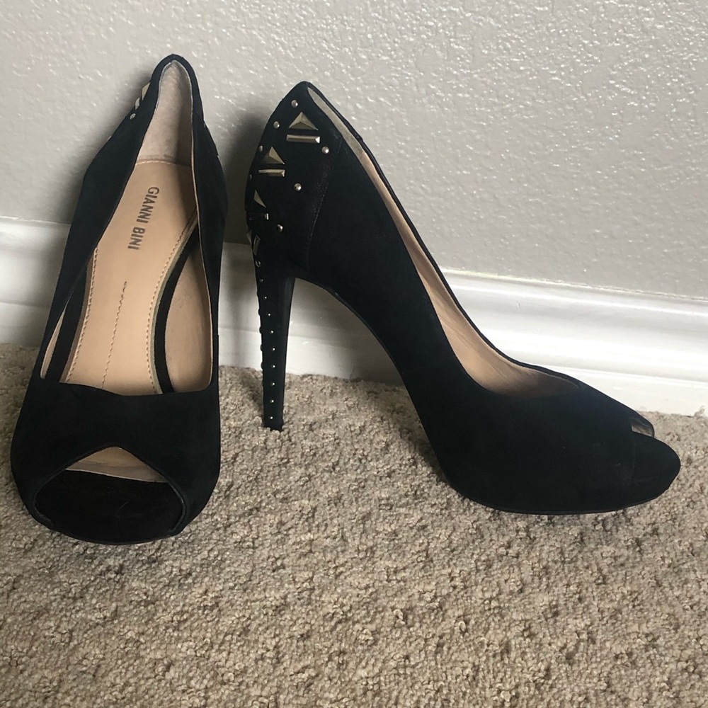 BLACK GIANNI BINI HEELS!!🔥🔥 SIZE 9!!
